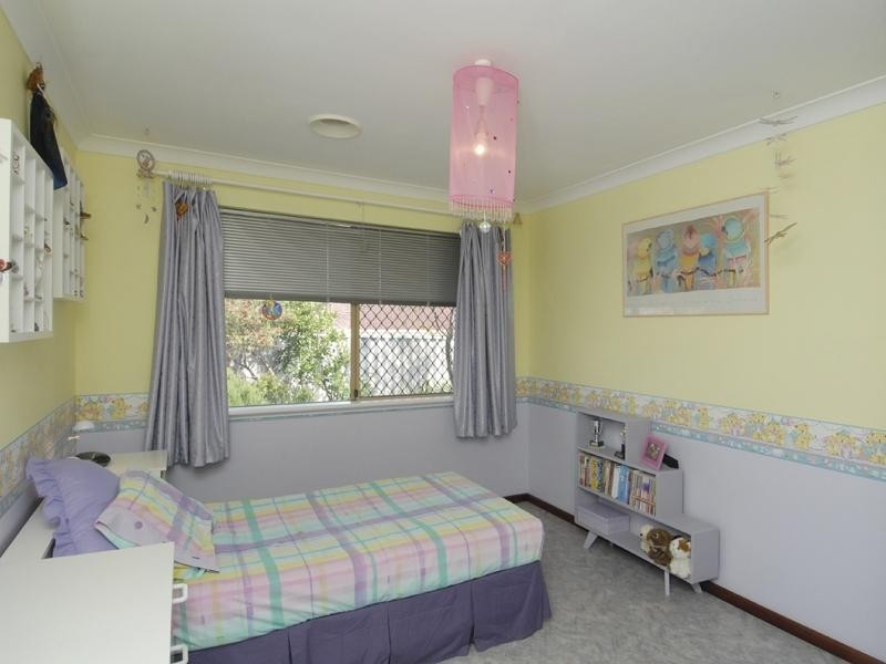 24 Rosewood Crescent, Dianella WA 6059