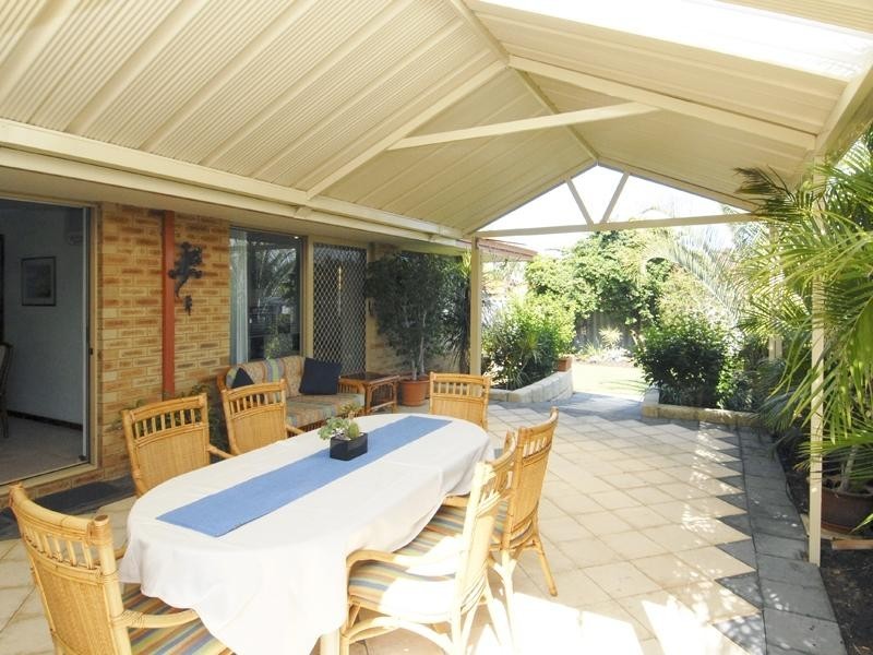 24 Rosewood Crescent, Dianella WA 6059