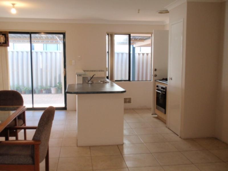 37 Albatross Loop, Beechboro WA 6063