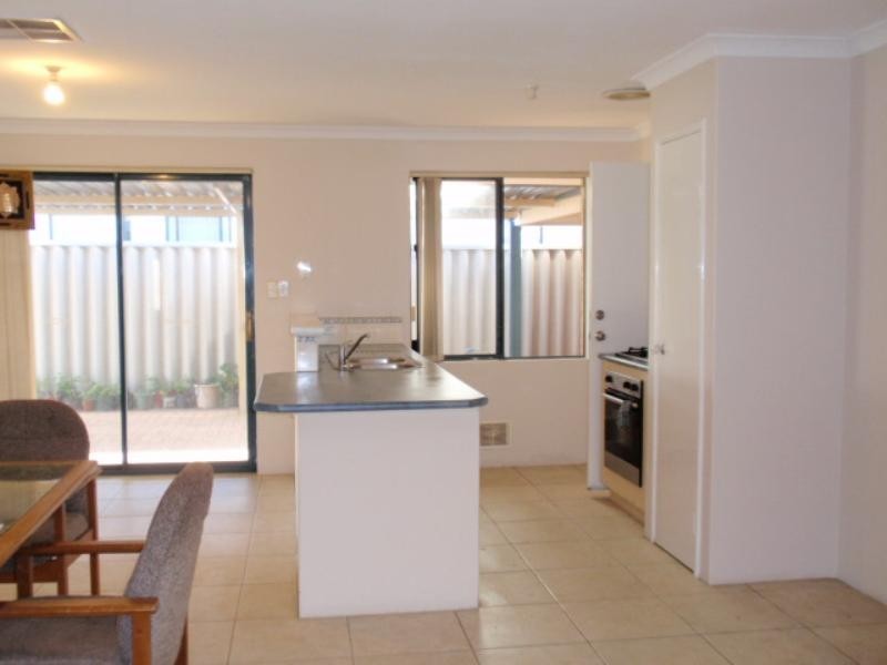 37 Albatross Loop, Beechboro WA 6063