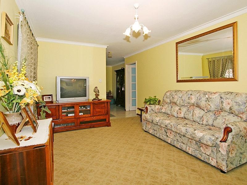 33 Cuttler Avenue, Beechboro WA 6063