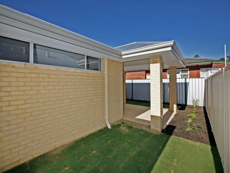 27 Paulett Way, Belmont WA 6104