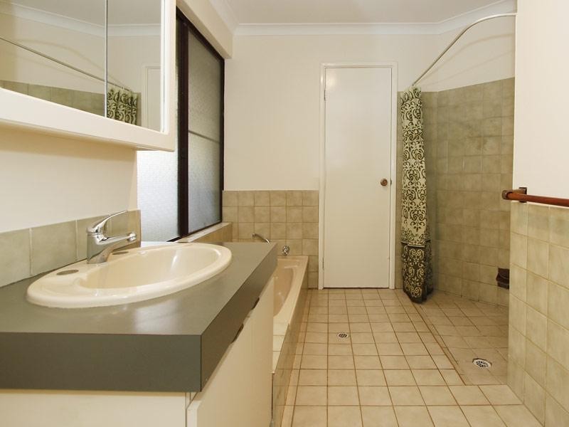 39 Maranon Crescent, Beechboro WA 6063