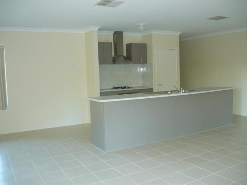 325B The Strand, Dianella WA 6059