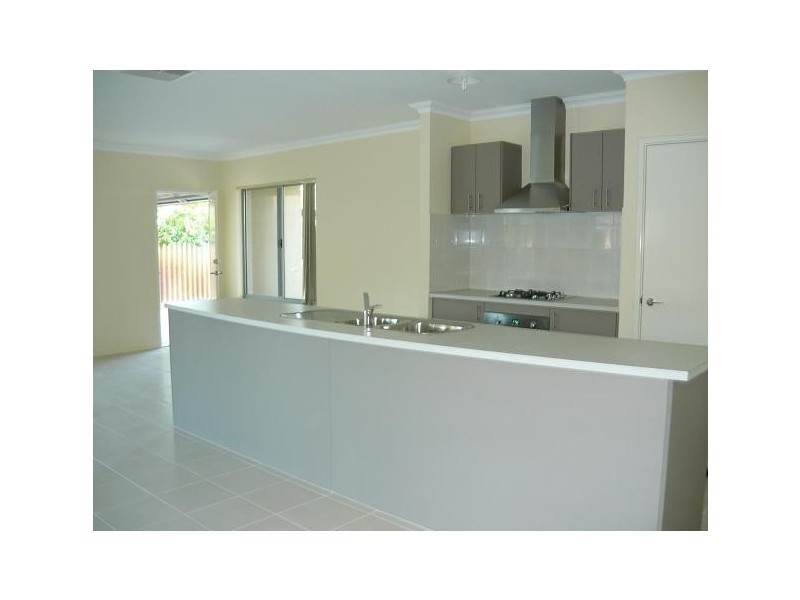 325B The Strand, Dianella WA 6059