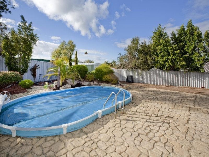 17 Ribble Place, Beechboro WA 6063