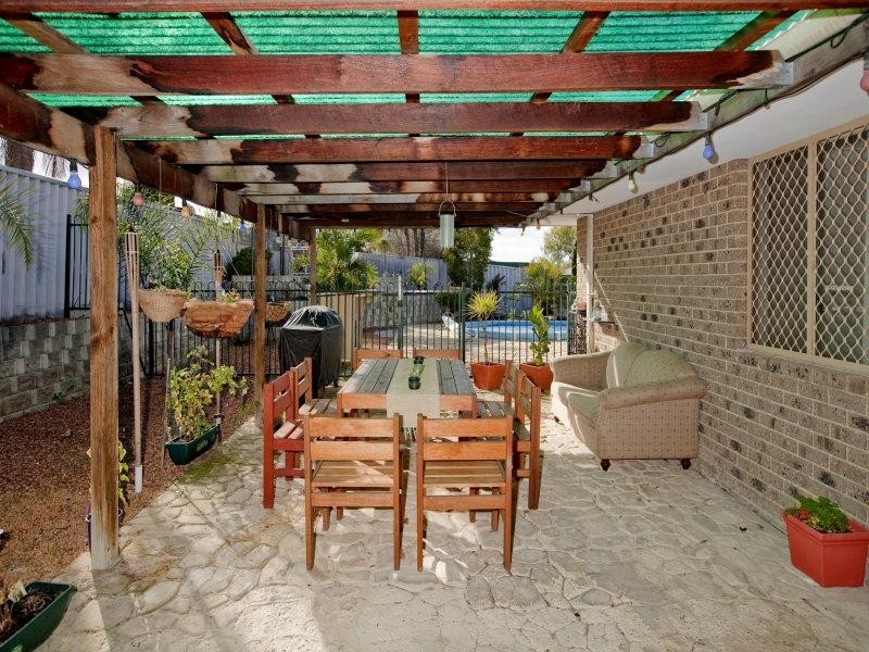 17 Ribble Place, Beechboro WA 6063
