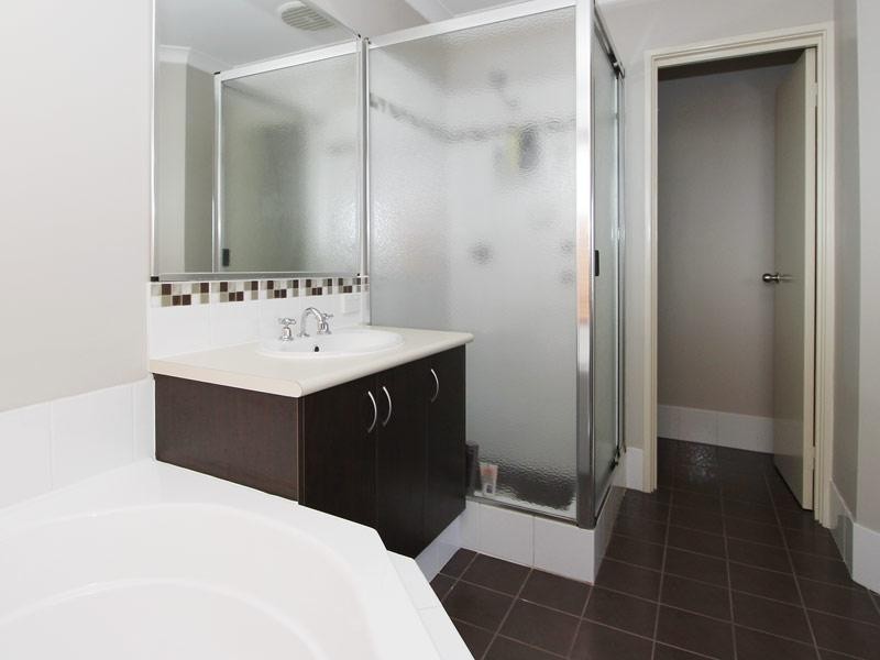 22 Calytrix Crescent, Success WA 6164