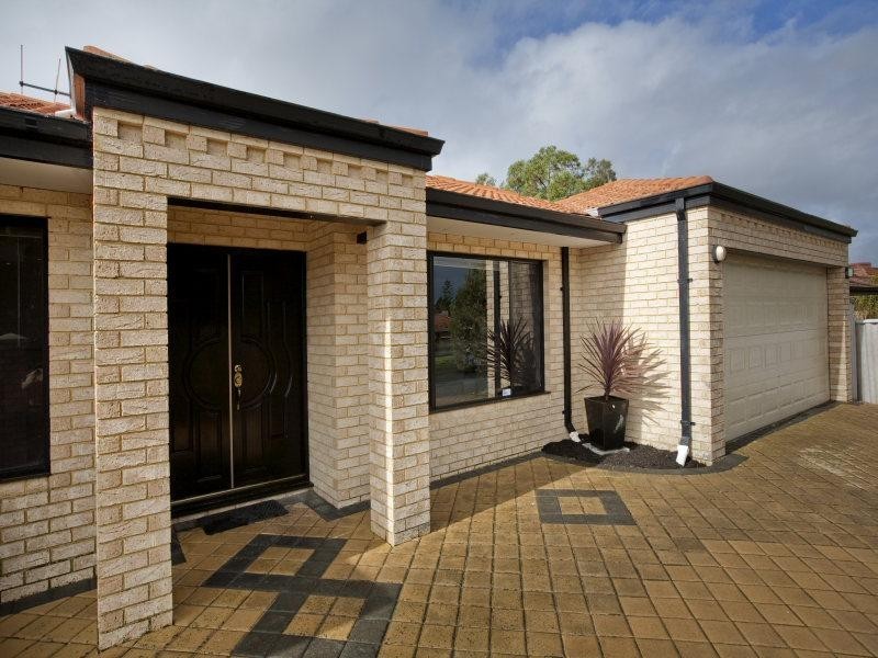 1 Duval Court, Marangaroo WA 6064