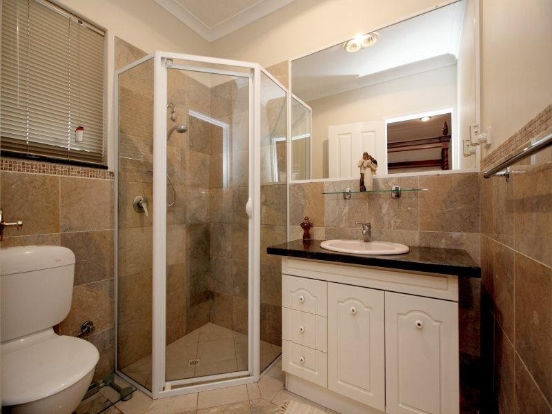 1 Duval Court, Marangaroo WA 6064