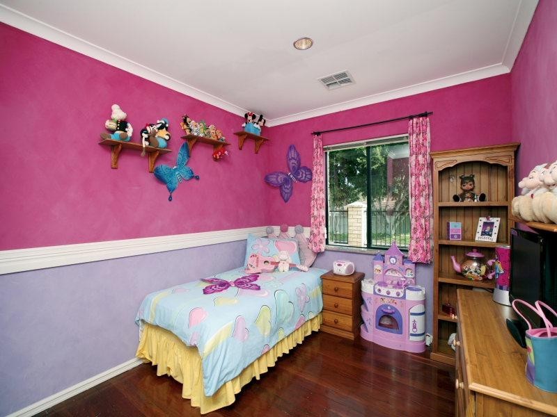 1 Duval Court, Marangaroo WA 6064