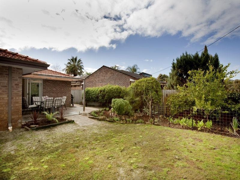 2 Glover Street, Dianella WA 6059