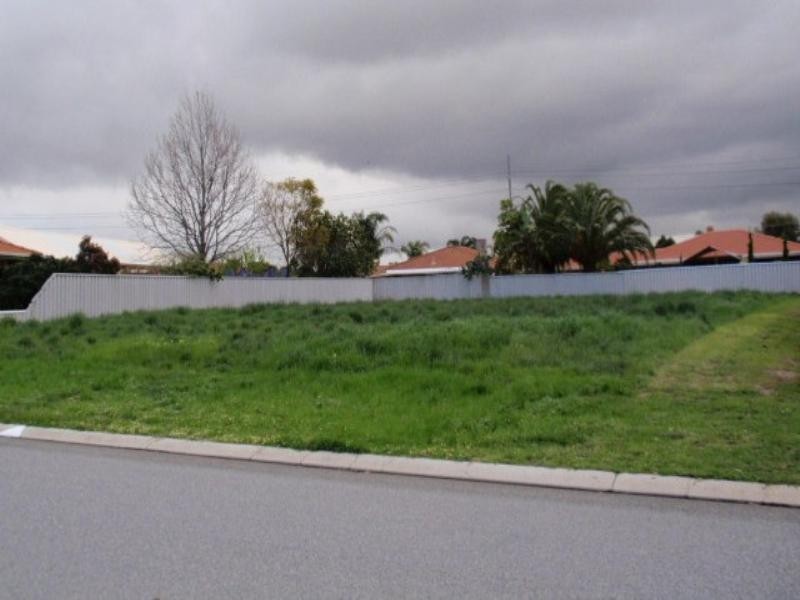 4 Homestead Way, Beechboro WA 6063