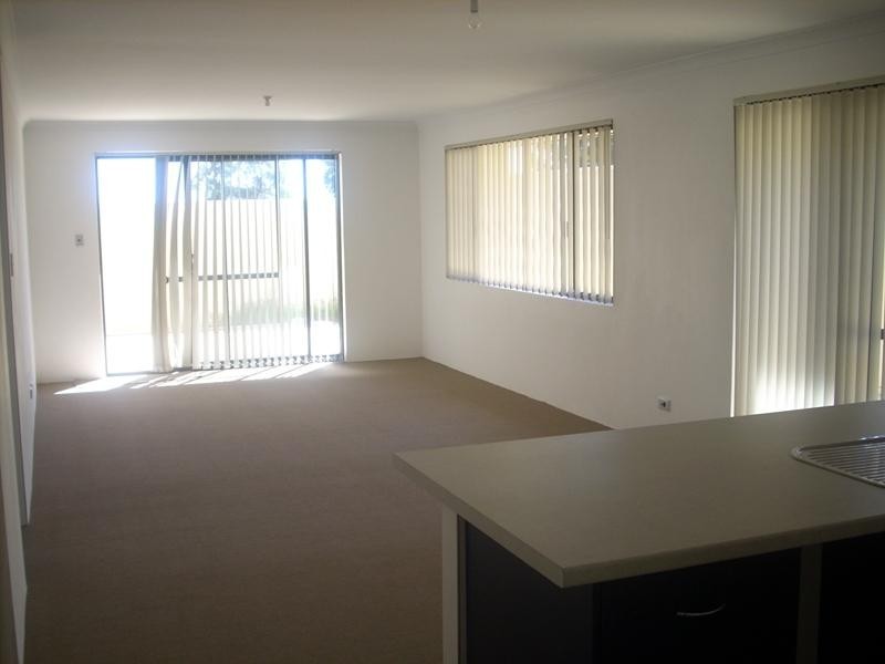 15 Verdello Way, Pearsall WA 6065