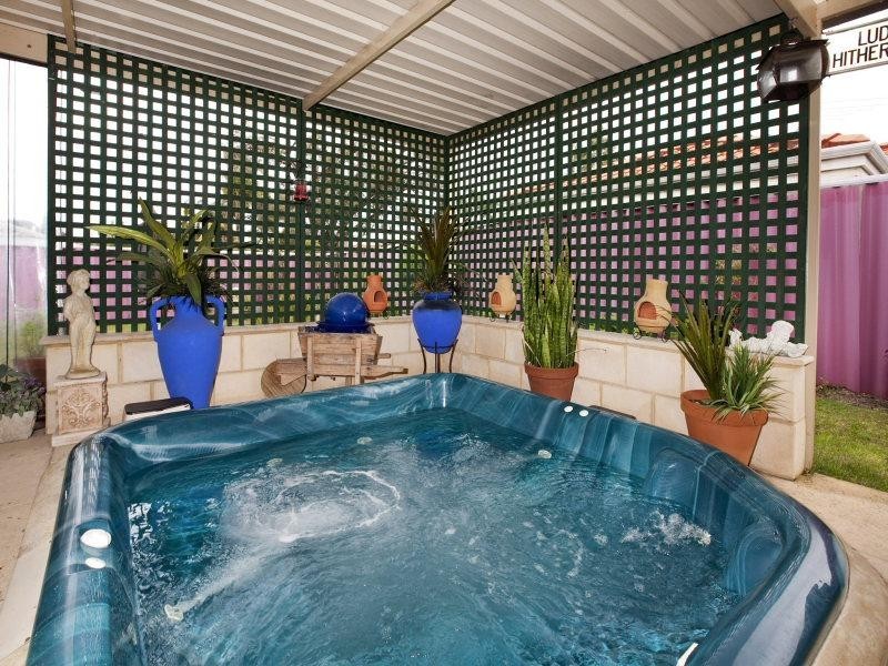 1 Creswick Cross, Kiara WA 6054