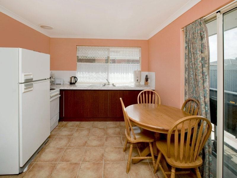 42 Oliphant Street, Kenwick WA 6107