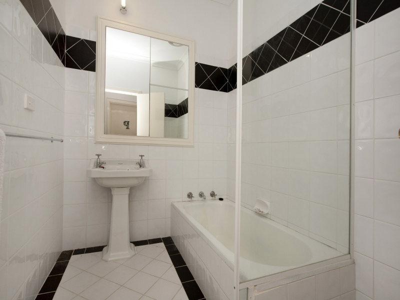 28 Leeds Street, Dianella WA 6059