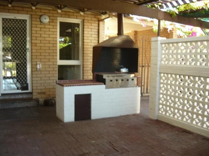 62 Chelsea Court, Dianella WA 6059