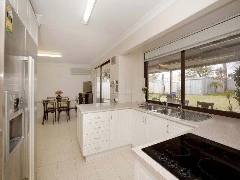 8 Salween Place, Beechboro WA 6063