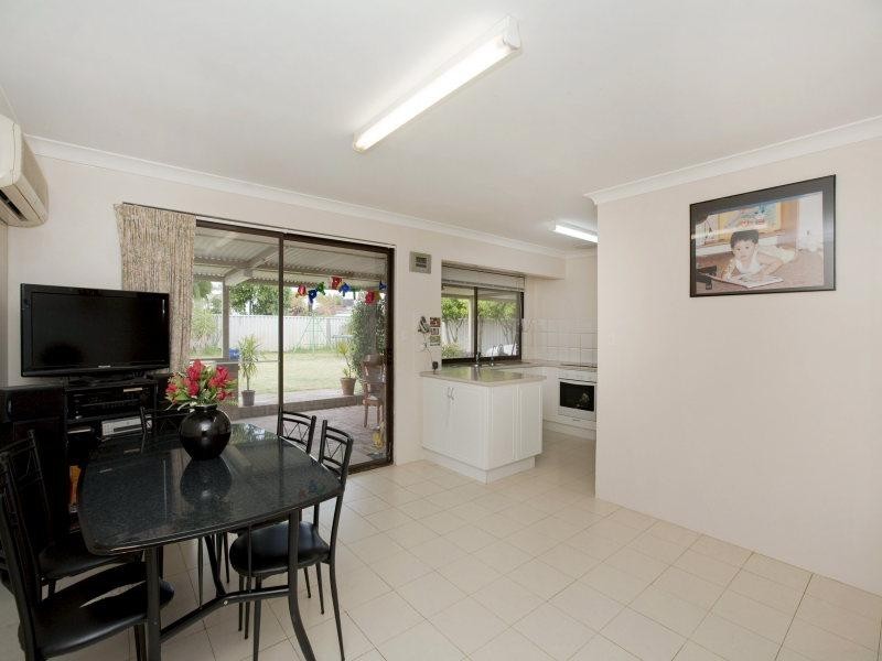 8 Salween Place, Beechboro WA 6063
