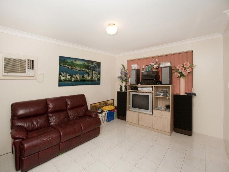 8 Salween Place, Beechboro WA 6063