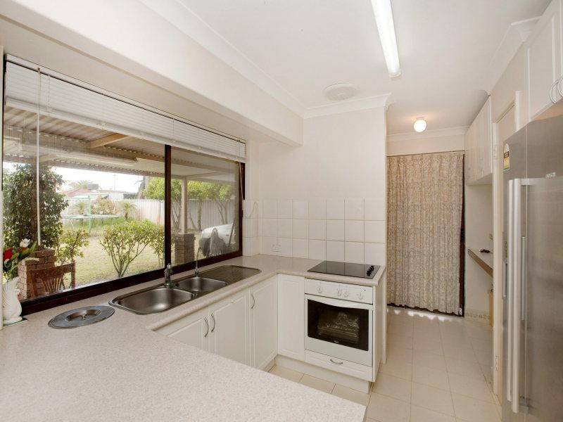 8 Salween Place, Beechboro WA 6063