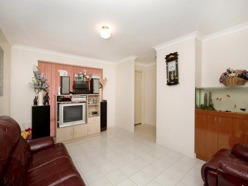 8 Salween Place, Beechboro WA 6063