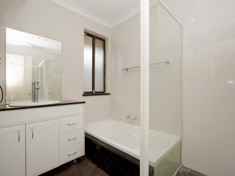 8 Salween Place, Beechboro WA 6063