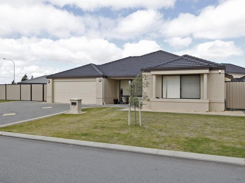 3 Wintergreene Drive, Beechboro WA 6063