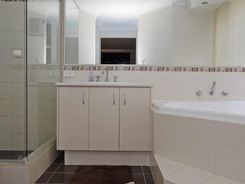 3 Wintergreene Drive, Beechboro WA 6063