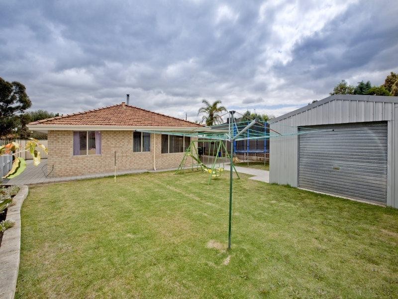 9 Creswick Cross, Kiara WA 6054