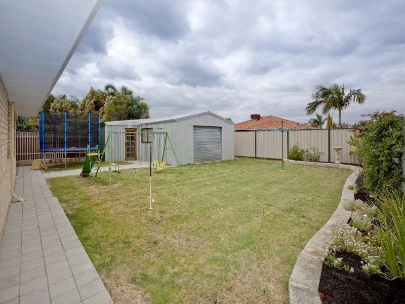 9 Creswick Cross, Kiara WA 6054