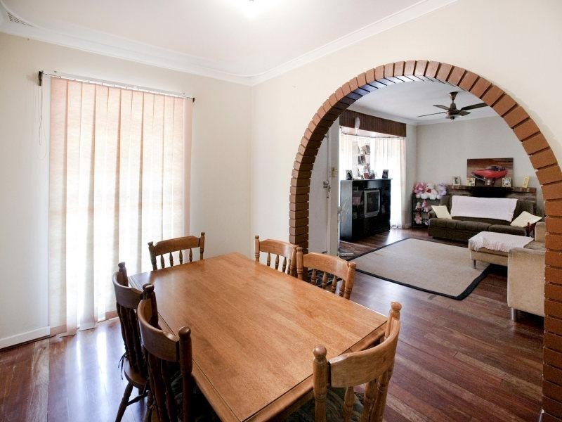 63 Wycombe Road, High Wycombe WA 6057