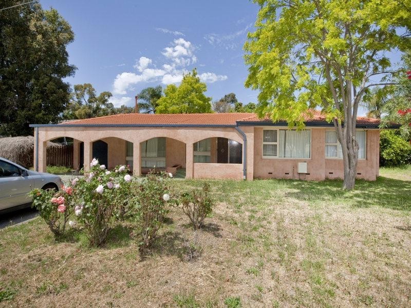 29 Tia Avenue, High Wycombe WA 6057