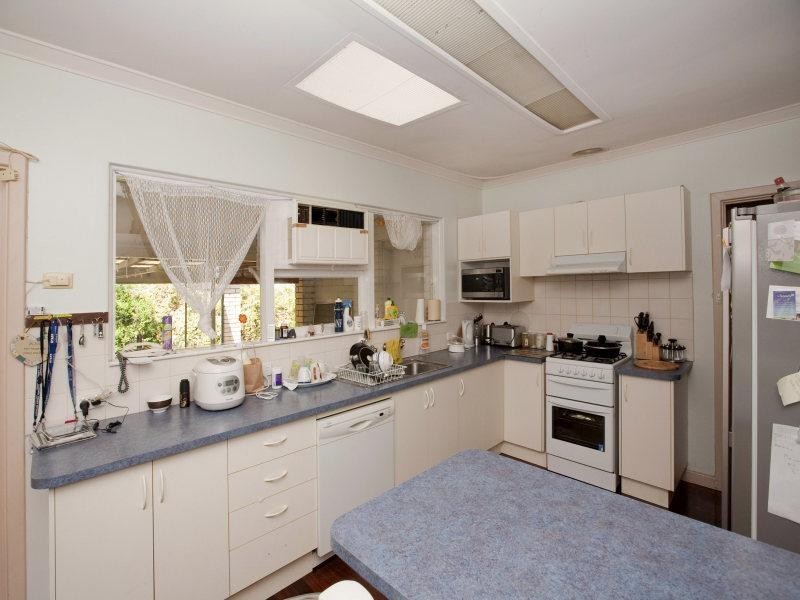 29 Tia Avenue, High Wycombe WA 6057