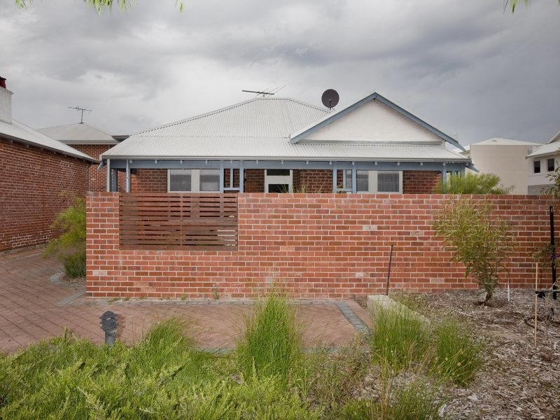 2/161 Seventh Avenue, Inglewood WA 6052