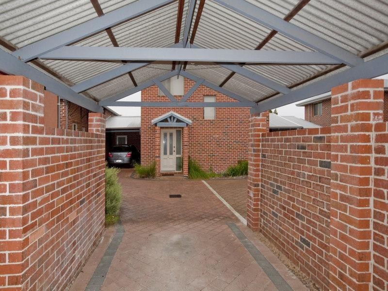 2/161 Seventh Avenue, Inglewood WA 6052