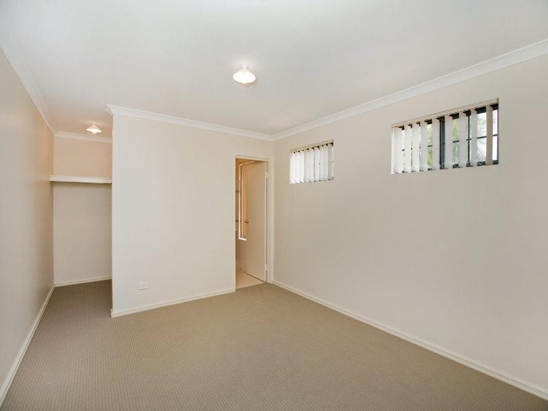 1/67 Leake Street, Bayswater WA 6053