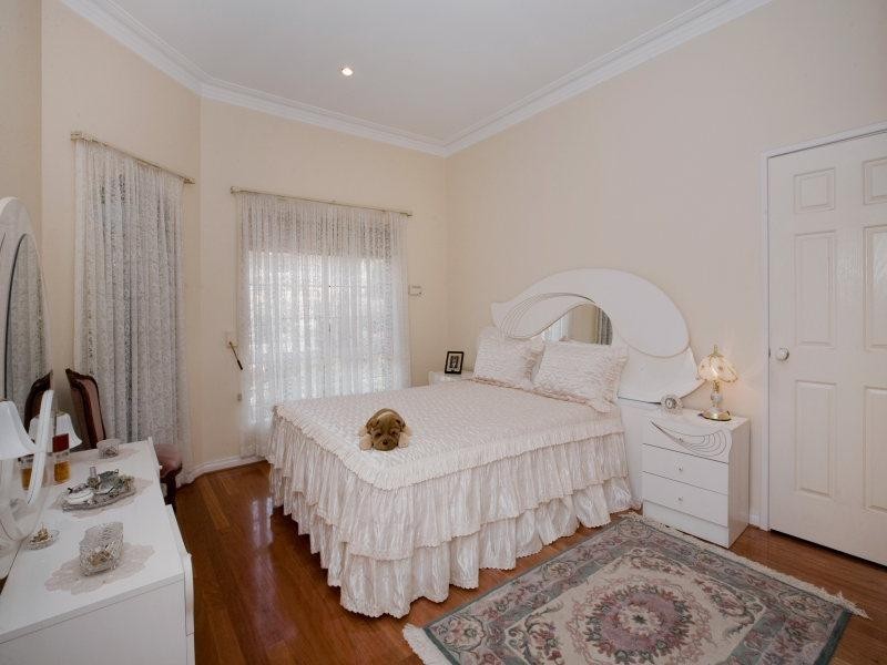 84 Glanton Way, Dianella WA 6059