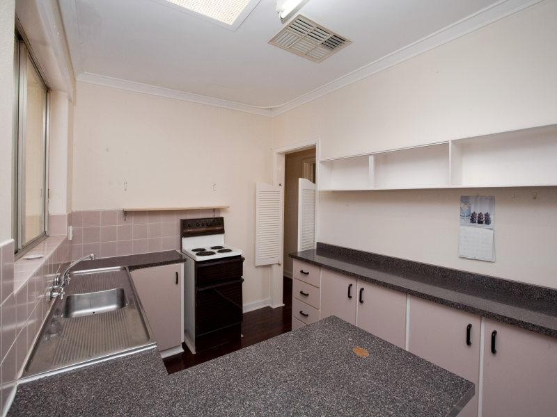 54 Golding Street, Dianella WA 6059