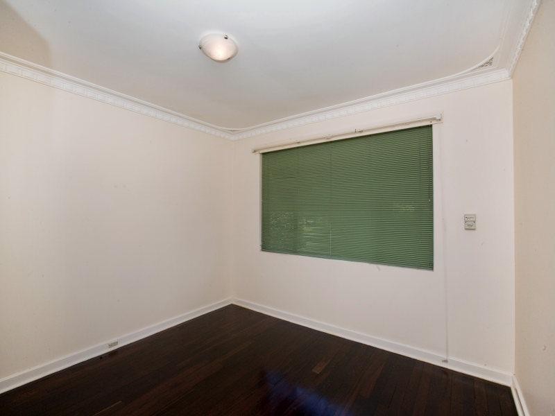 54 Golding Street, Dianella WA 6059