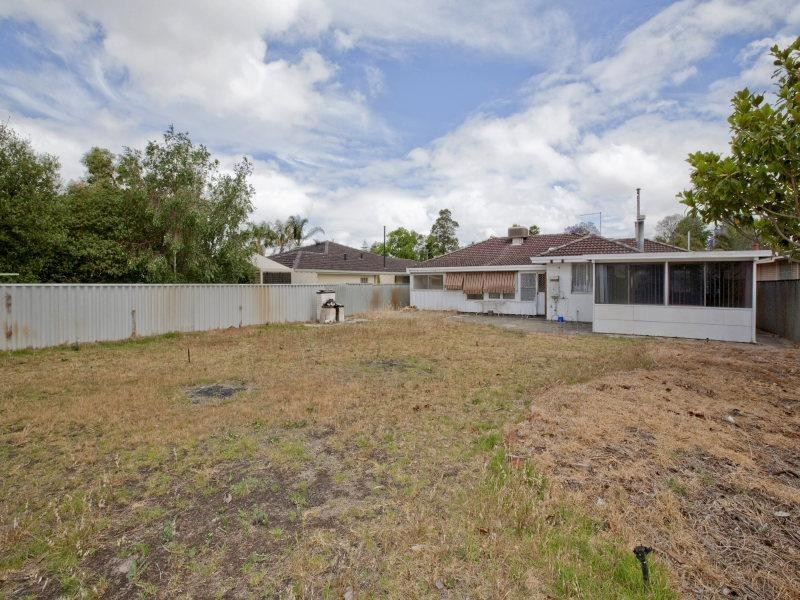 54 Golding Street, Dianella WA 6059