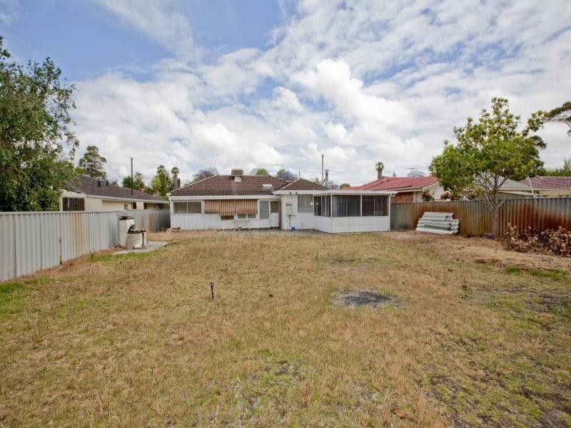 54 Golding Street, Dianella WA 6059