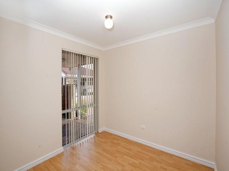 2/88 Woodrow Avenue, Yokine WA 6060