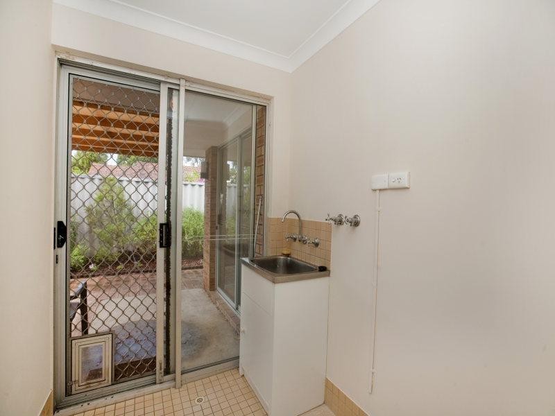 2/88 Woodrow Avenue, Yokine WA 6060