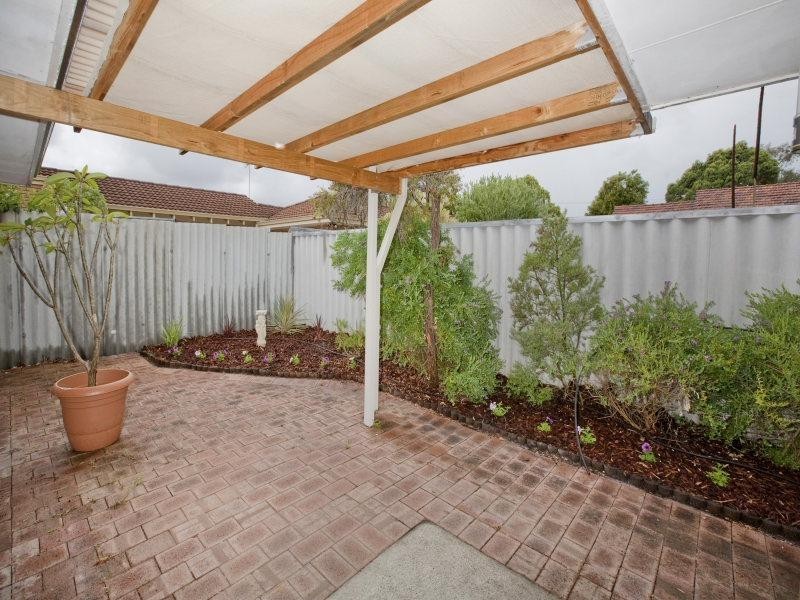 2/88 Woodrow Avenue, Yokine WA 6060