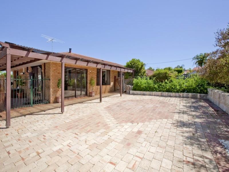 30B Foyle Road, Bayswater WA 6053