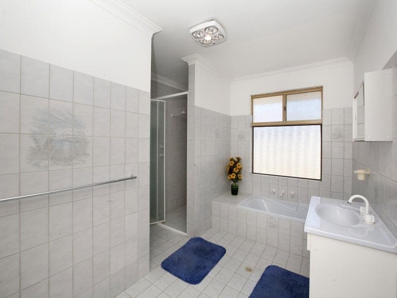 48 Bluegum Road, Beechboro WA 6063