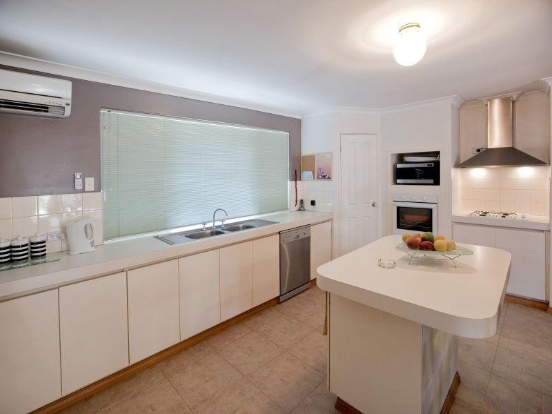 67 Badgingarra Gardens, Ballajura WA 6066