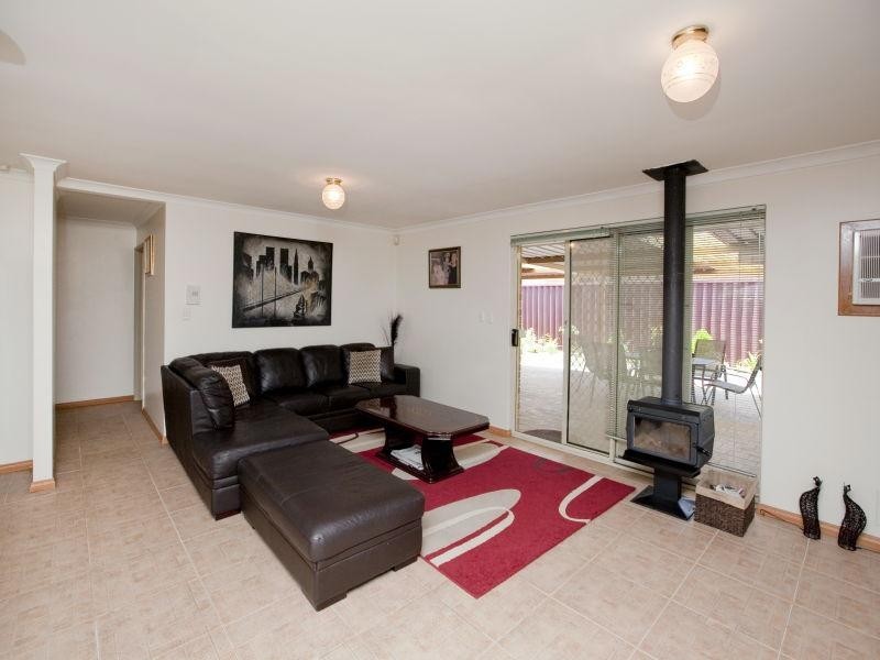 67 Badgingarra Gardens, Ballajura WA 6066